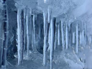 Sibiren Eiszapfen.jpg