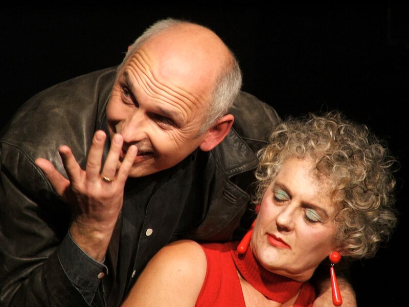 Datei:Geschlossene Gesellschaft 03.JPG