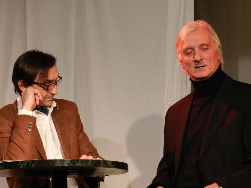 Datei:Weiße Maske 06.JPG