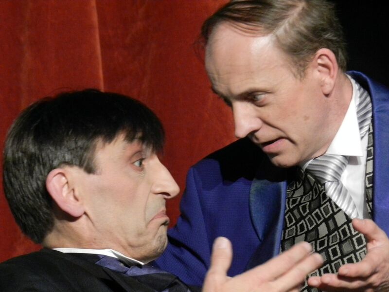 Datei:Algernon und John.JPG